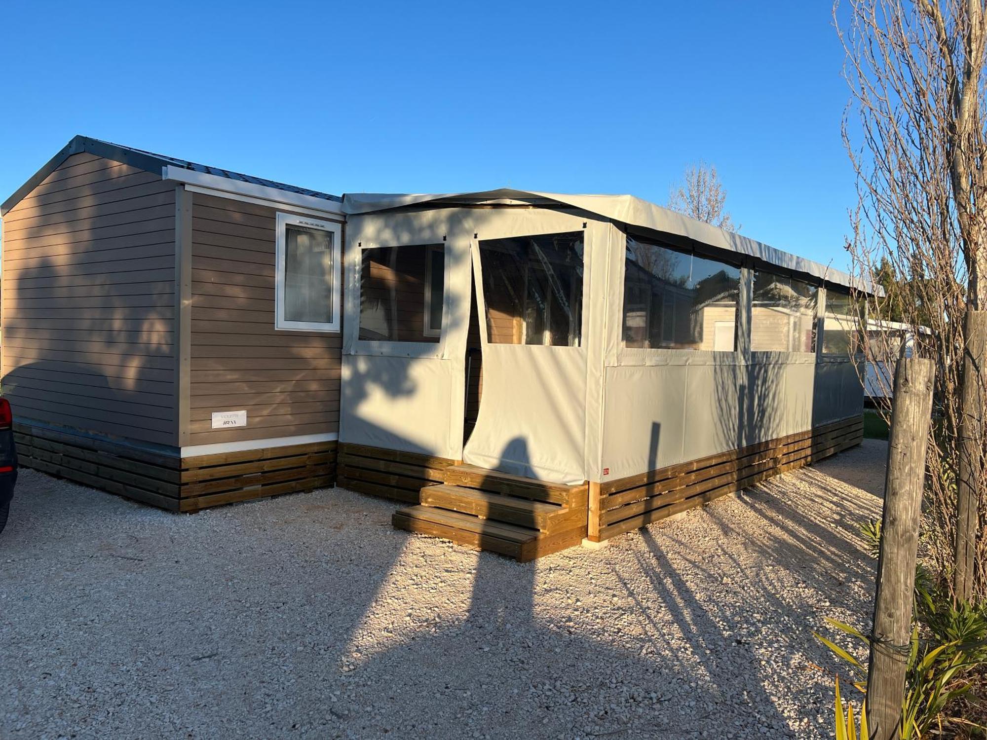 Campsite Mobil Neuf 6 P Climatise A A 200 M De La Dans 4 Etoiles Hyeres